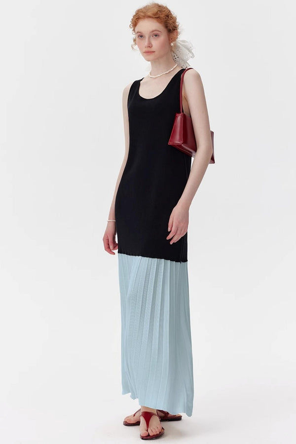 Color-Block V-Neck Sleeveless Dress