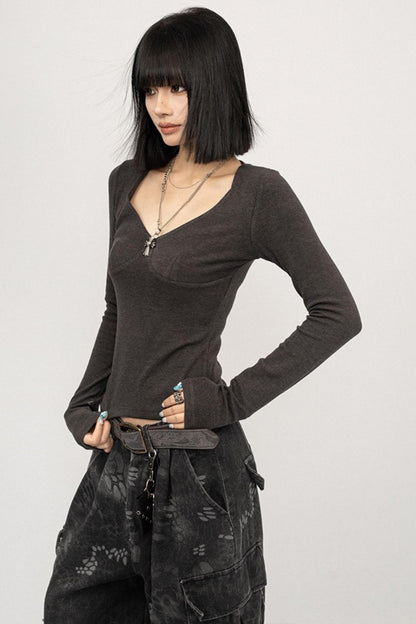 Sweet and Cool Gray Long-Sleeved Top