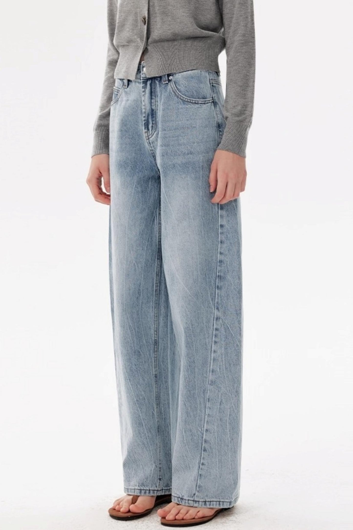 Washed Slimming Straight Leg Jeans