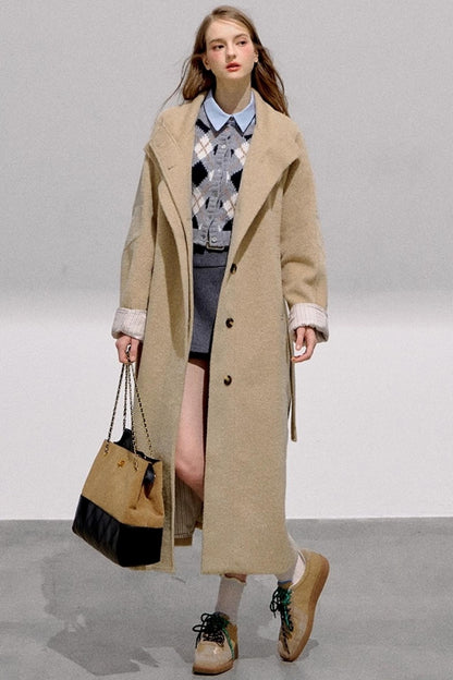 Collegiate Style Diamond Plaid Sweater