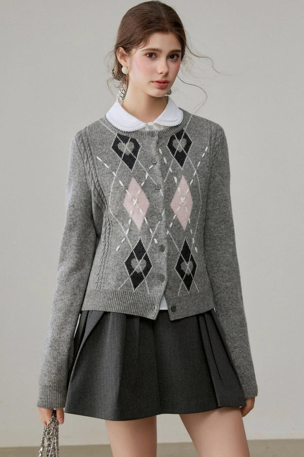 Diamond Plaid Contrasting Wool Sweater