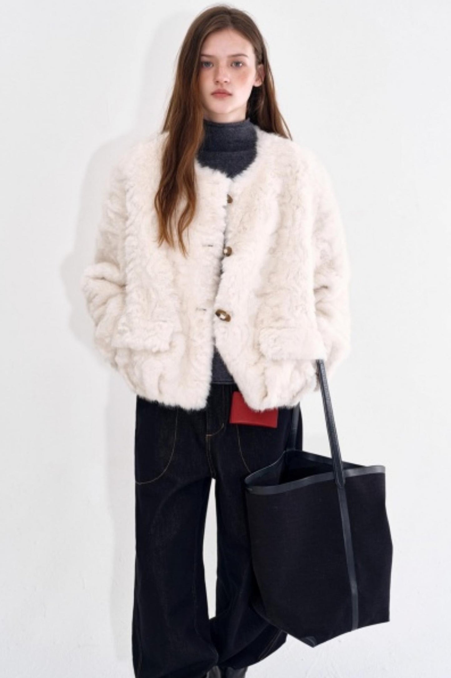 Cloud-Like Collarless Wool Coat