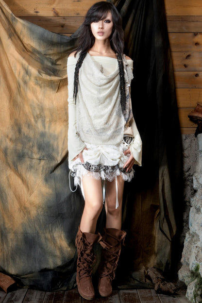 Diamond Collar One-Shoulder Long Sleeve T-Shirt