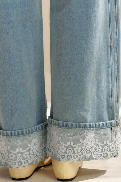 Jeans romantici in pizzo al chiaro di luna