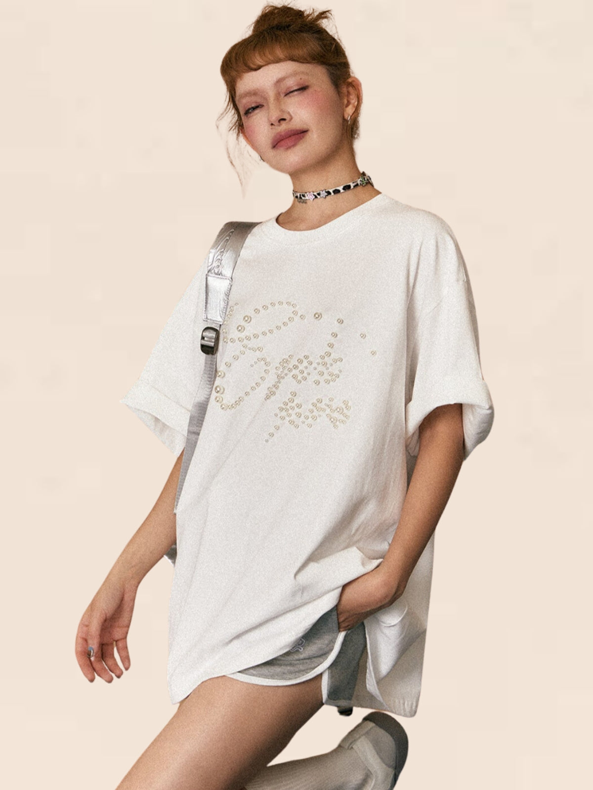 Beaded Pearl Loose Mid-Length T-shirt