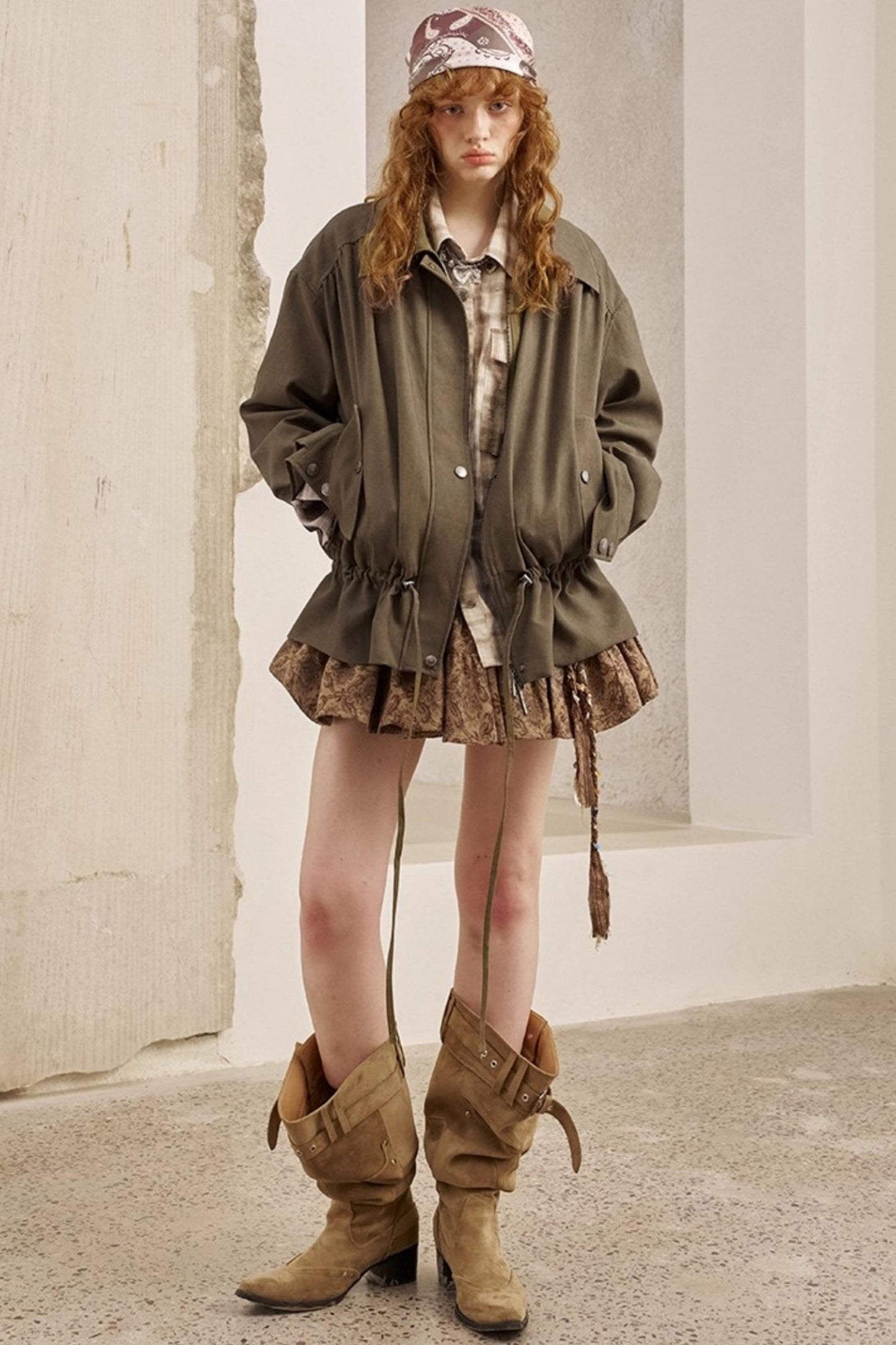 Pleats Waist Solid Color Loose Jacket