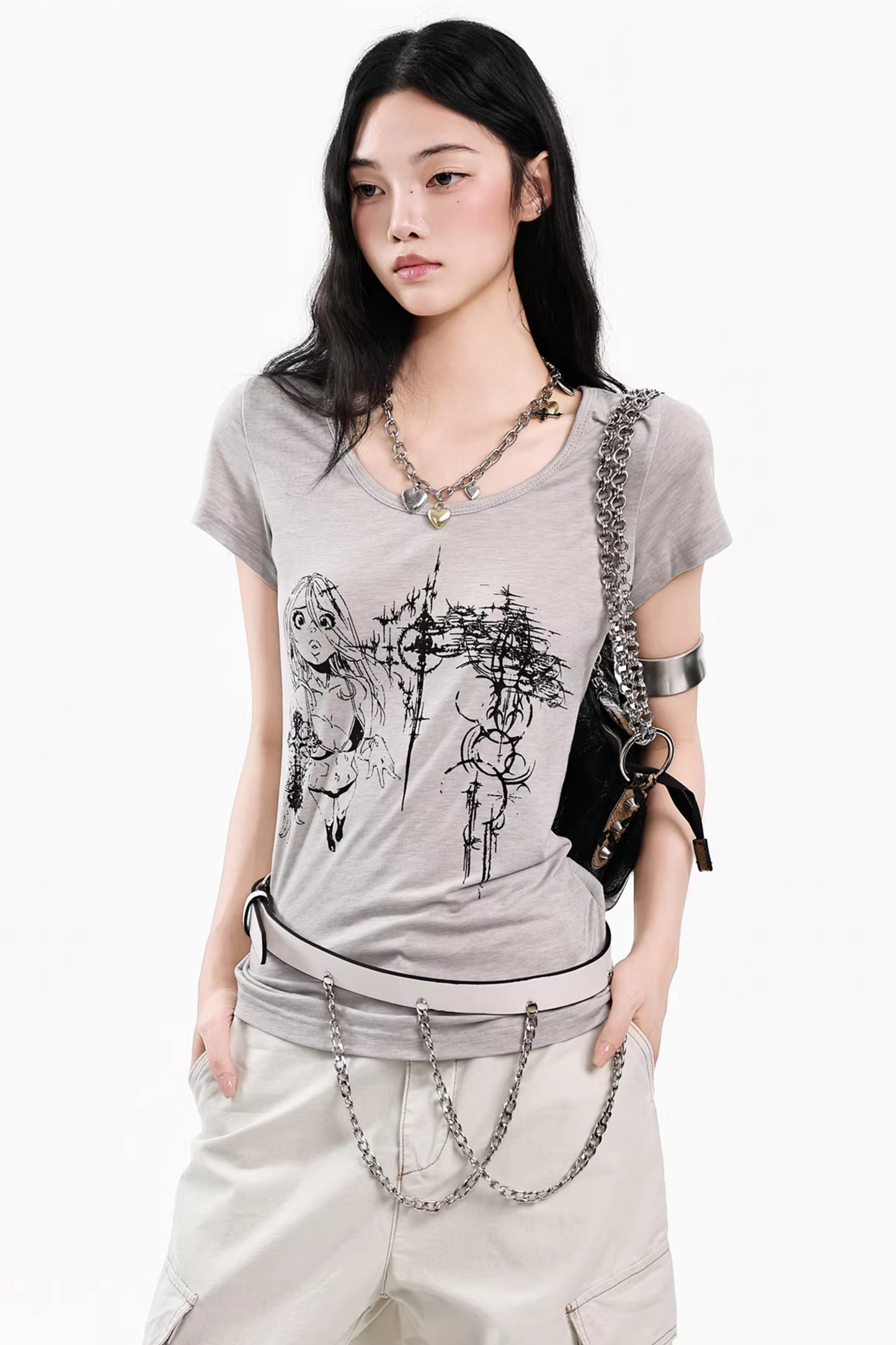 Dunkelgraues Buchstaben-Oberteil