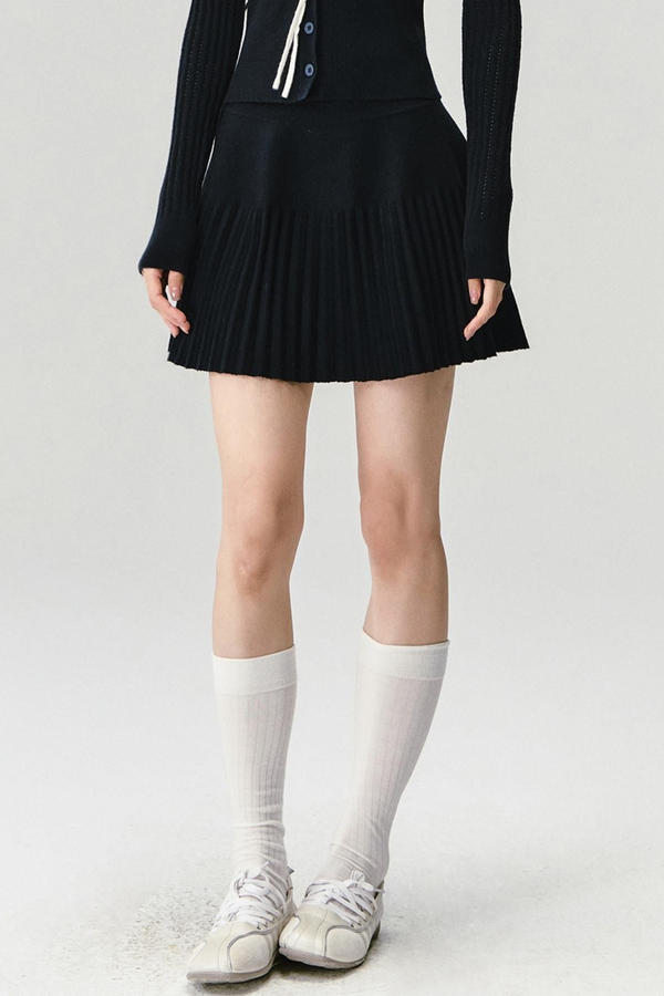 Pleated Knit Skirt & Top Set-Up
