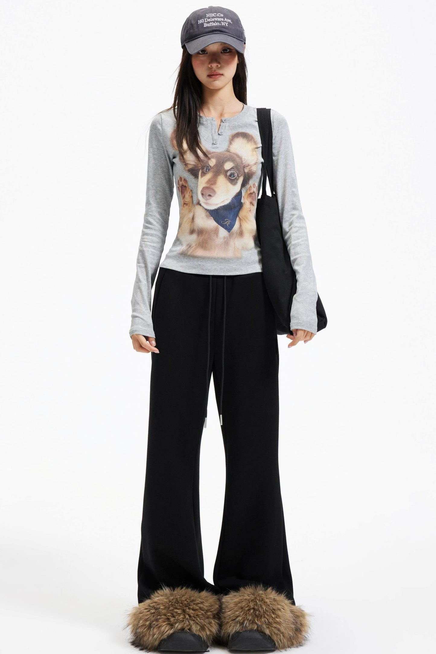 Puppy Print Crew Neck Knit Slim Top