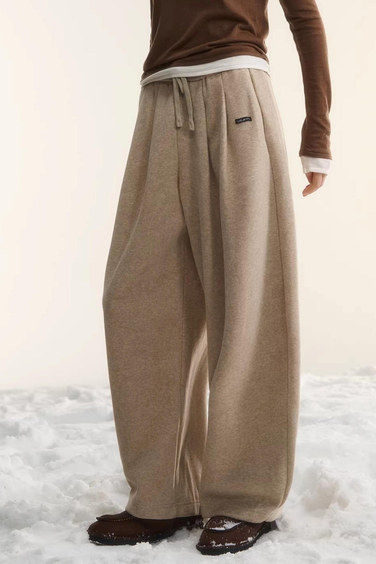 Velvet-Feel Curved-Leg Pants