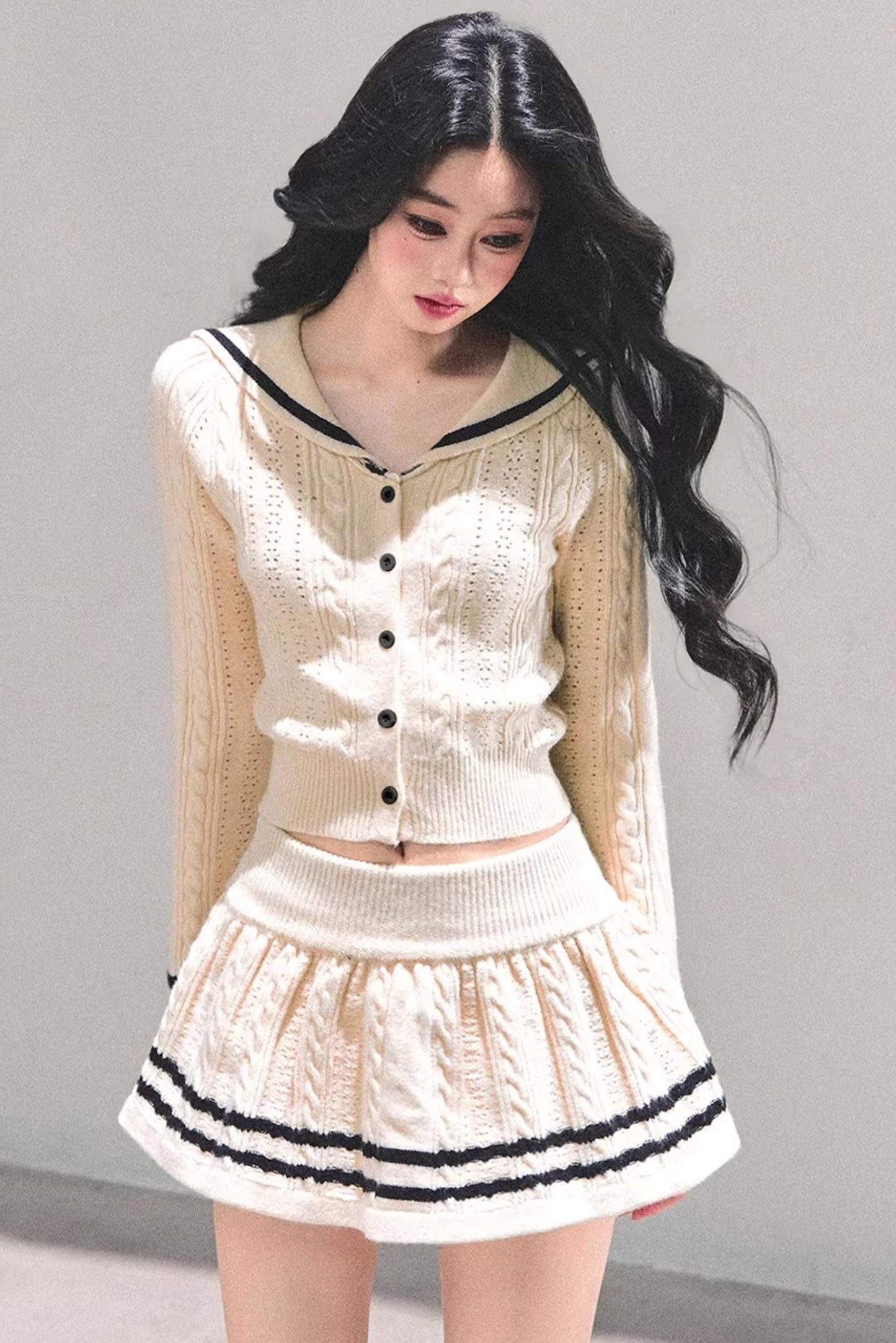 Red Evening Breeze Knitted Sweater Set-Up