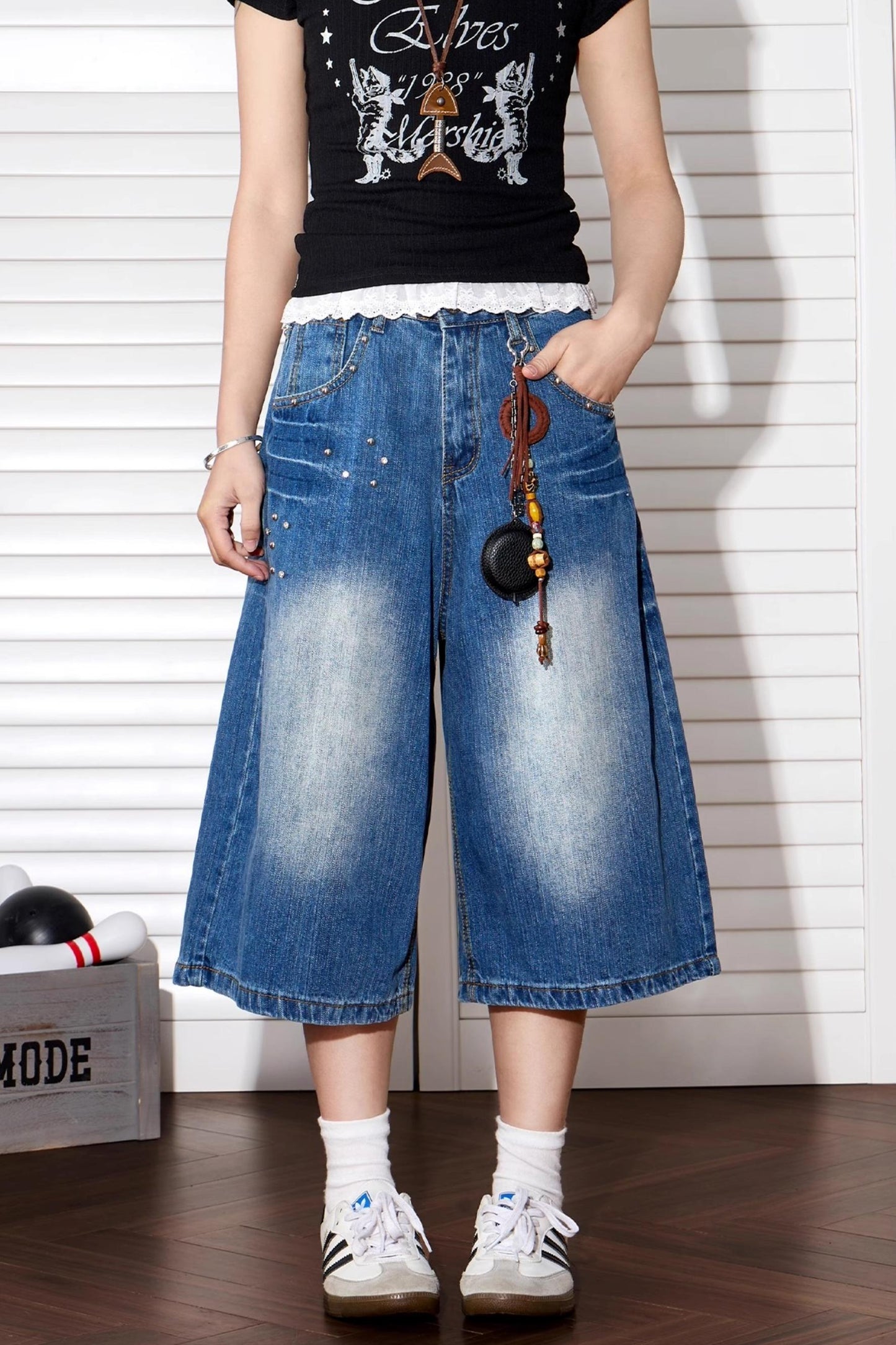 Vintage Wide-Leg Denim Shorts