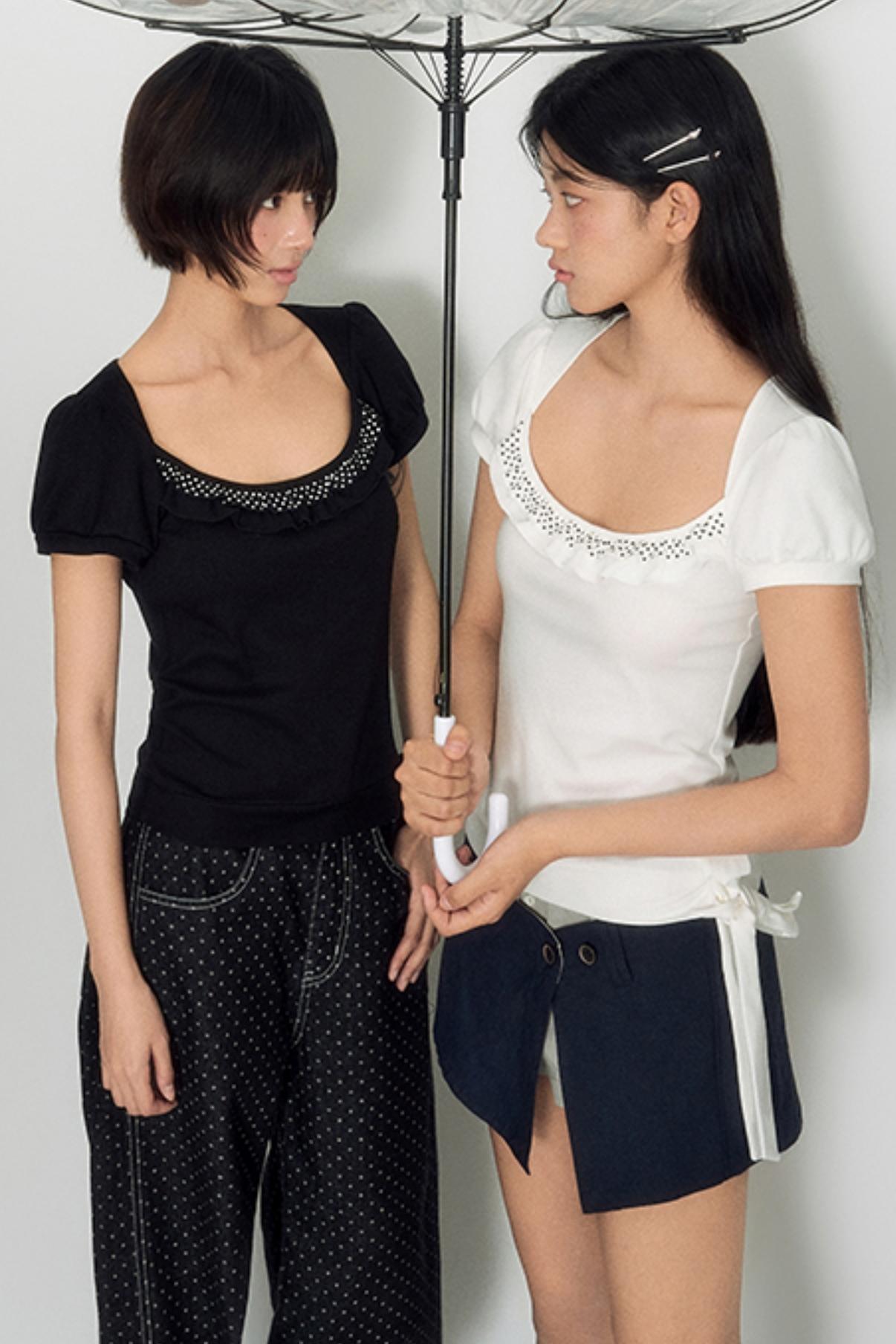 Nap Sweet Lace Tie Slim Top