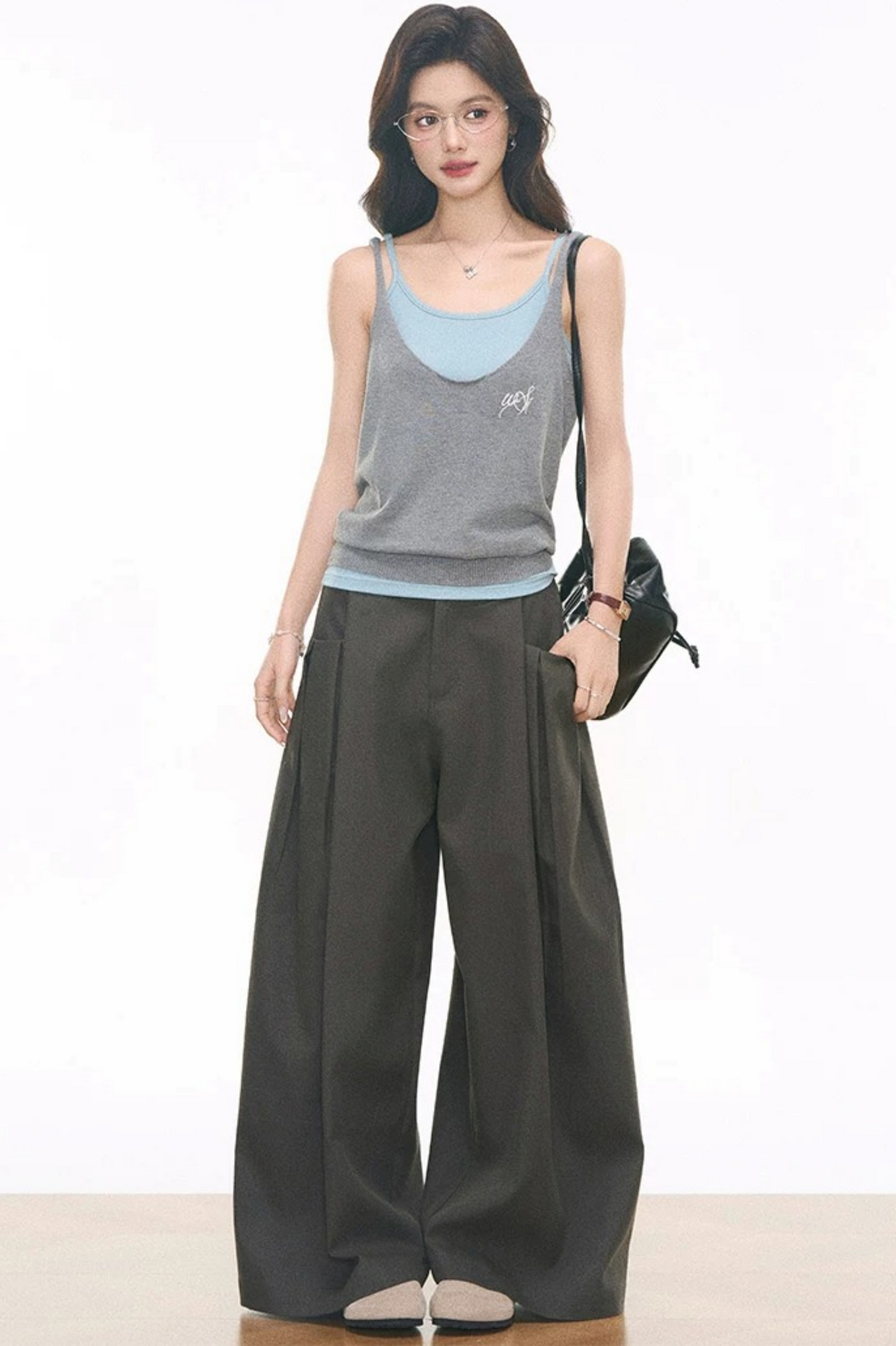 Completo canotta, gilet e pantaloni a maglia