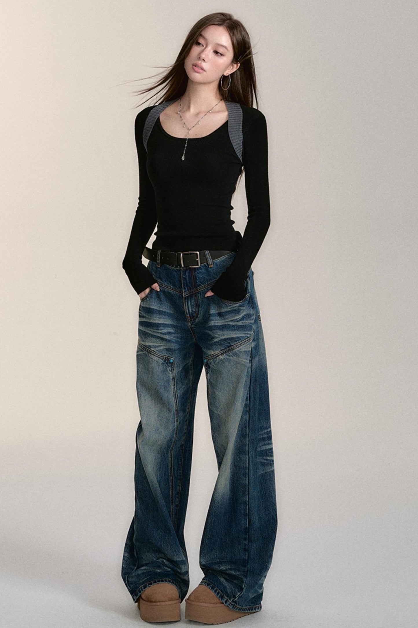 BLUE WASH DISTRESSED STRAIGHT-LEG JEANS