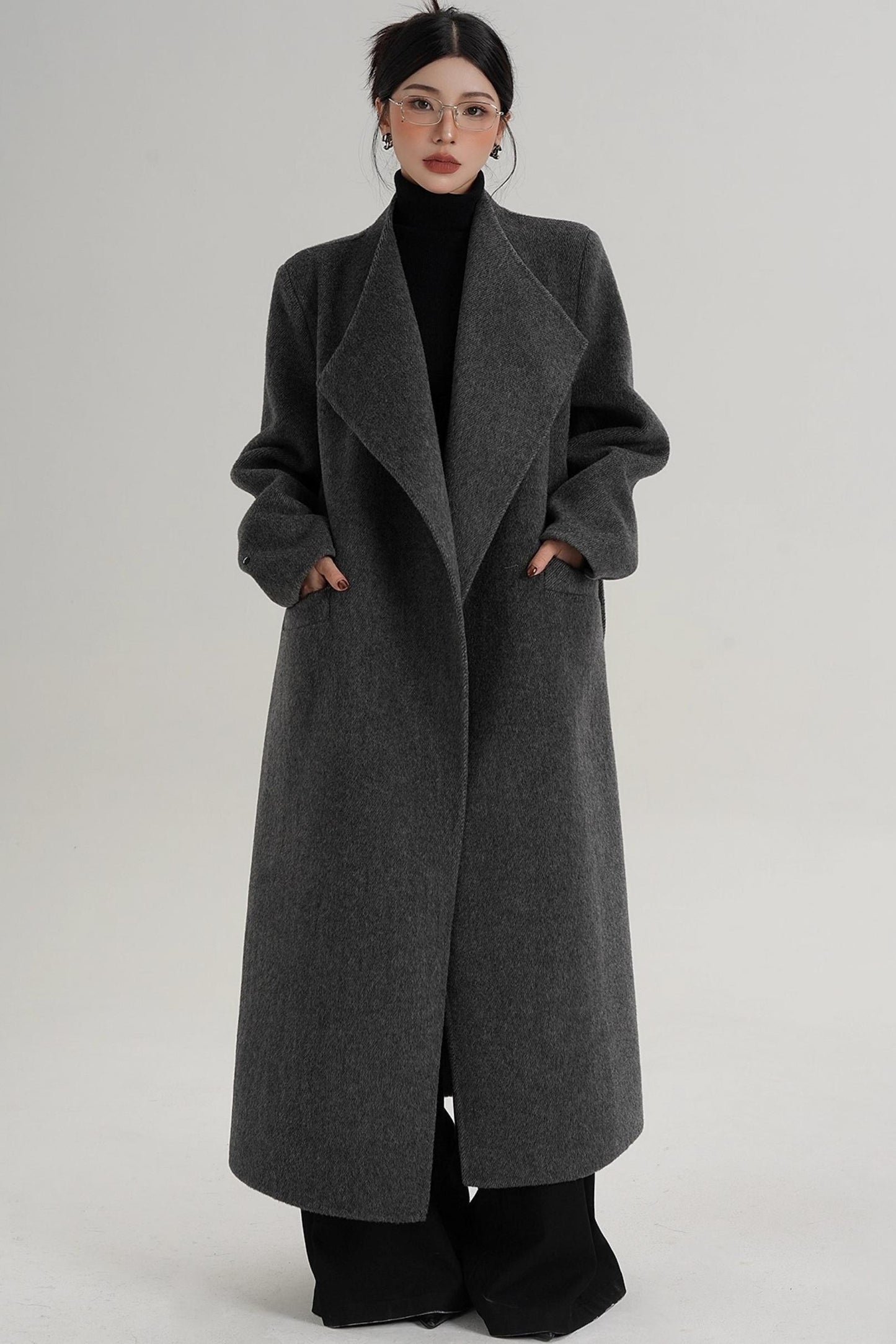 Elegant Wool Bathrobe Coat