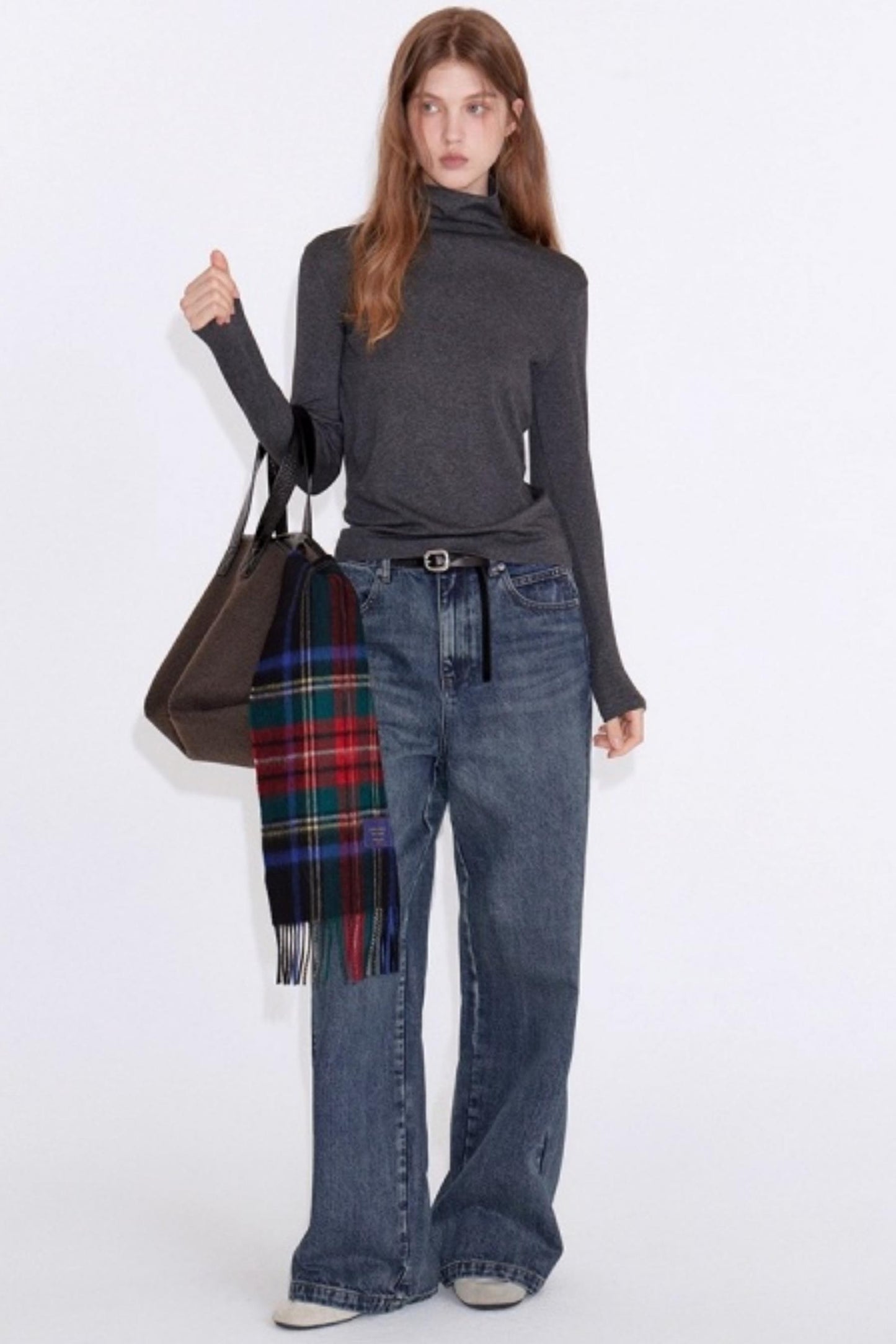 Cashmere Blend Knit Slimmimg Sweater