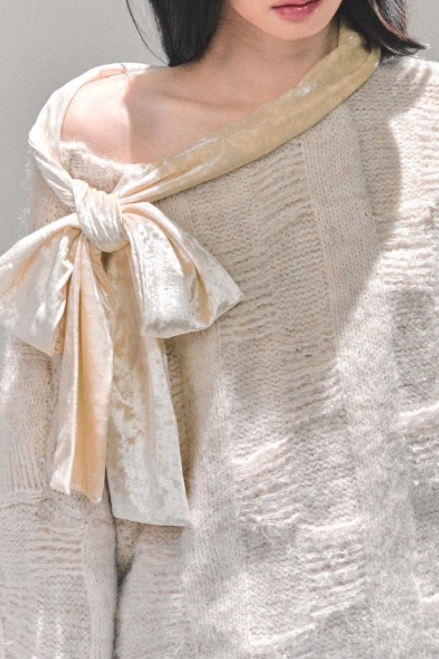 Sweet Bow-Knot Off-Shoulder Sweater