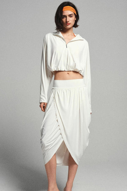 Minimalist Pleated Lightweight Top