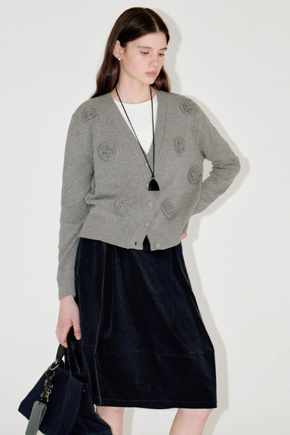 Age-Reducing Floral Knit Top