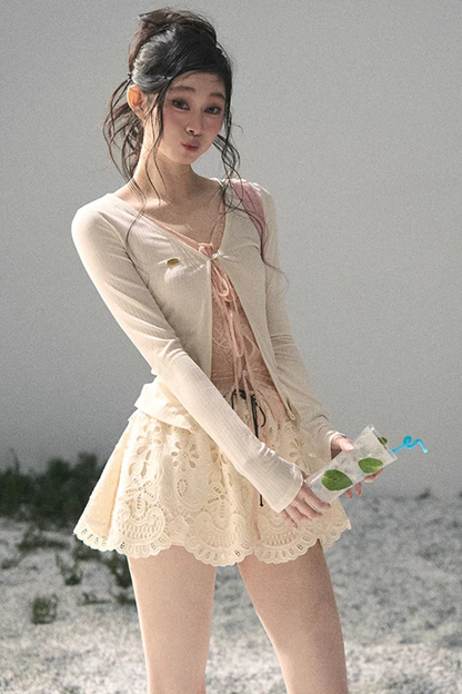 Lace Hollow-Out Top