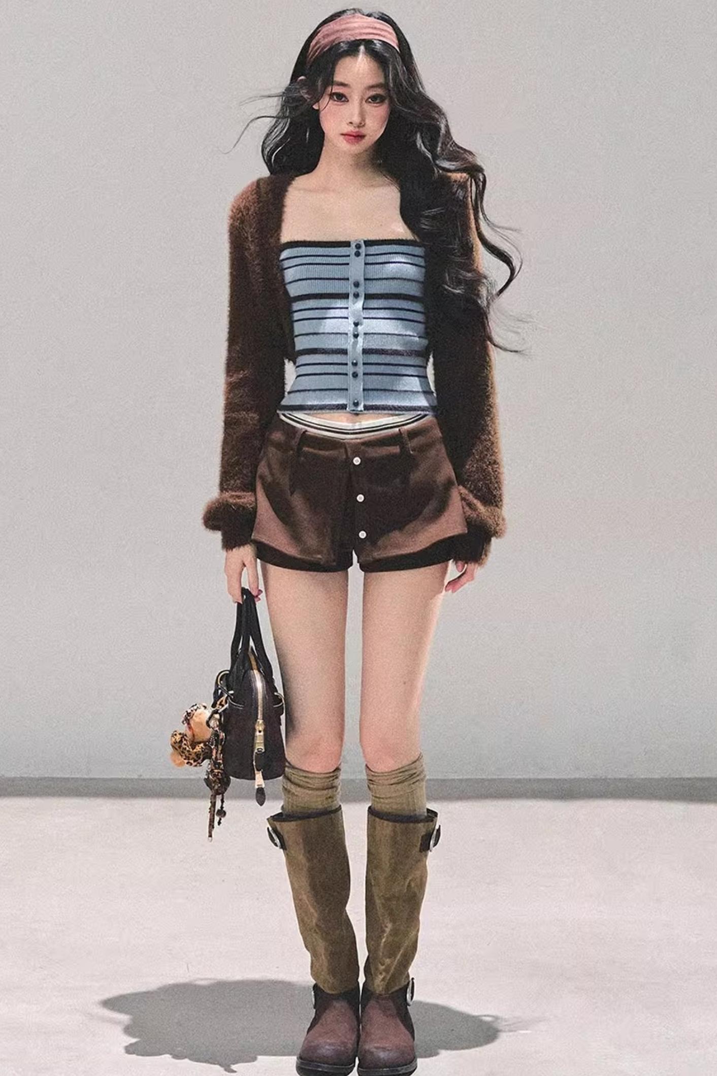 Black Autumn A-Line Shorts