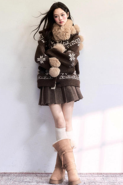 Milk Velvet Pom-Pom Scarf