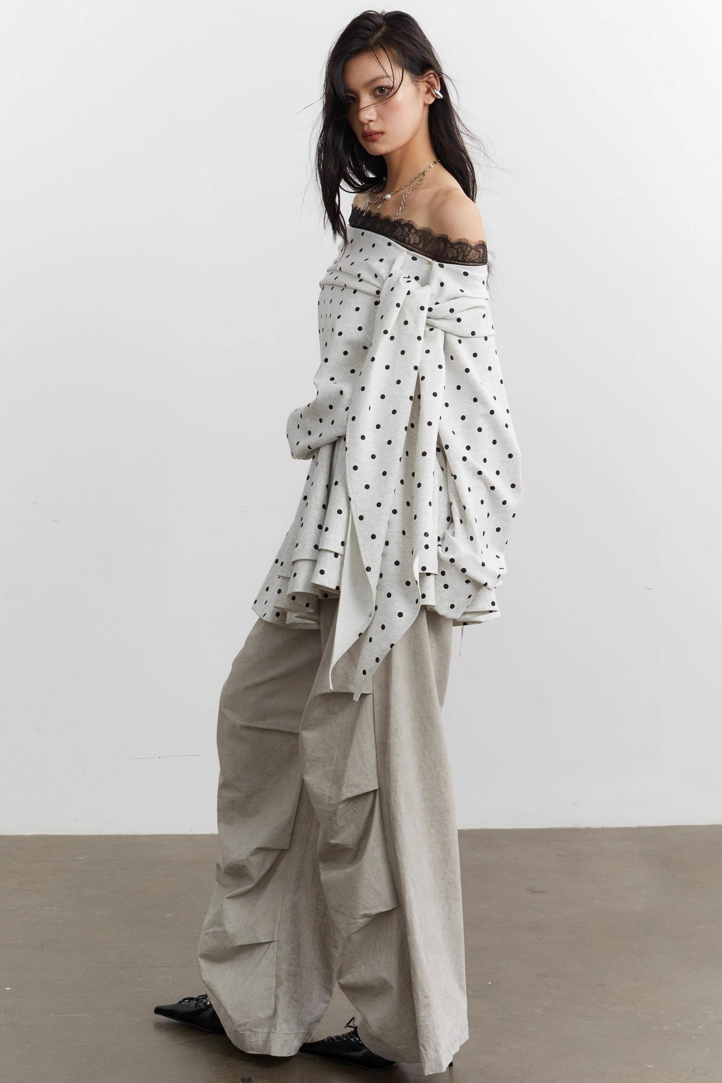 Lace-Up Polka Dot Sweatshirt Set-Up