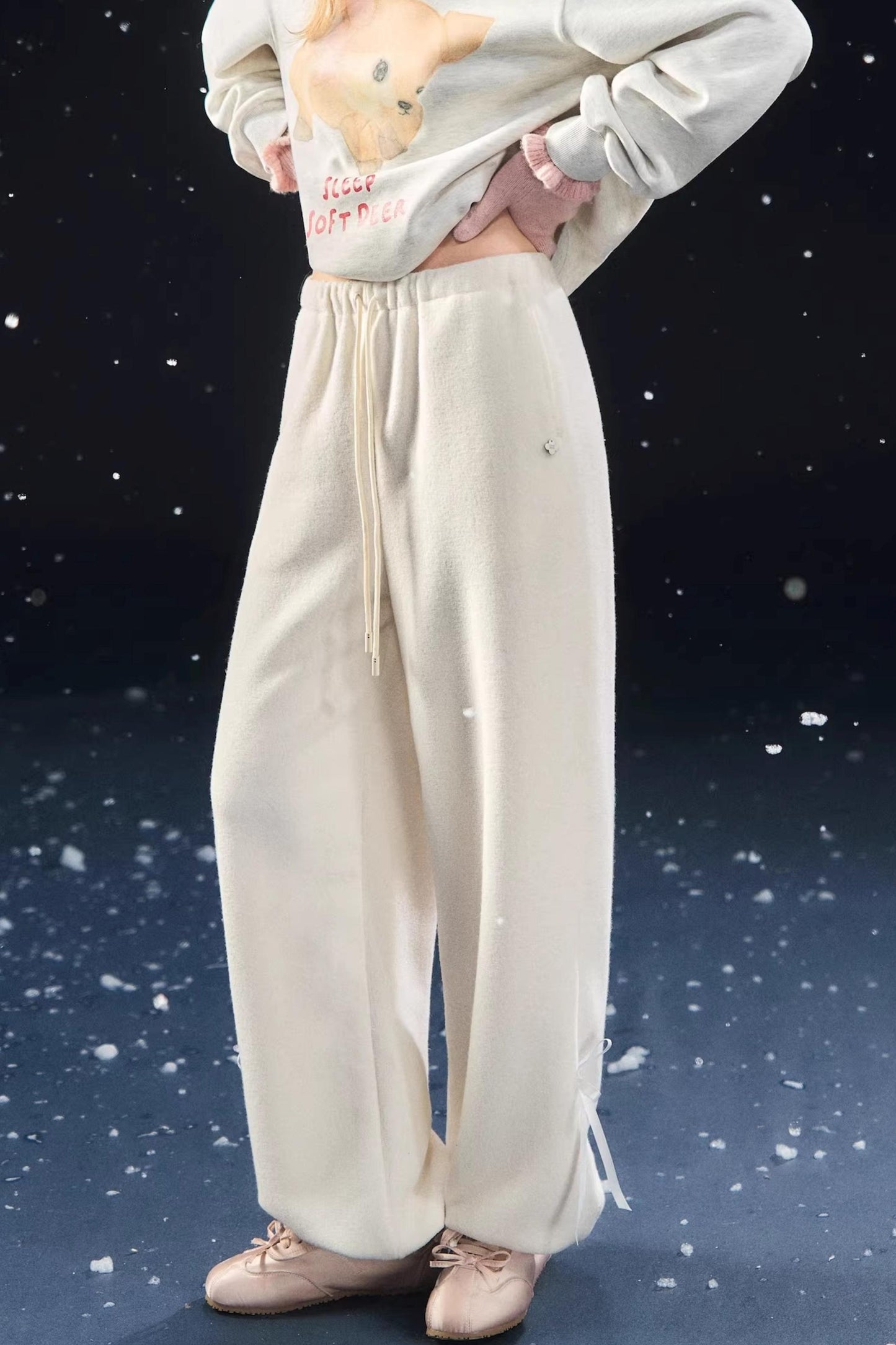 Velvet-Feel Cuffed Lantern Casual Pants