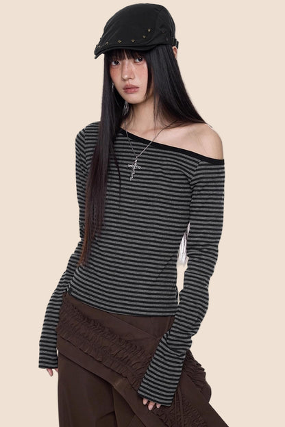 Tight Fit Minimal Top