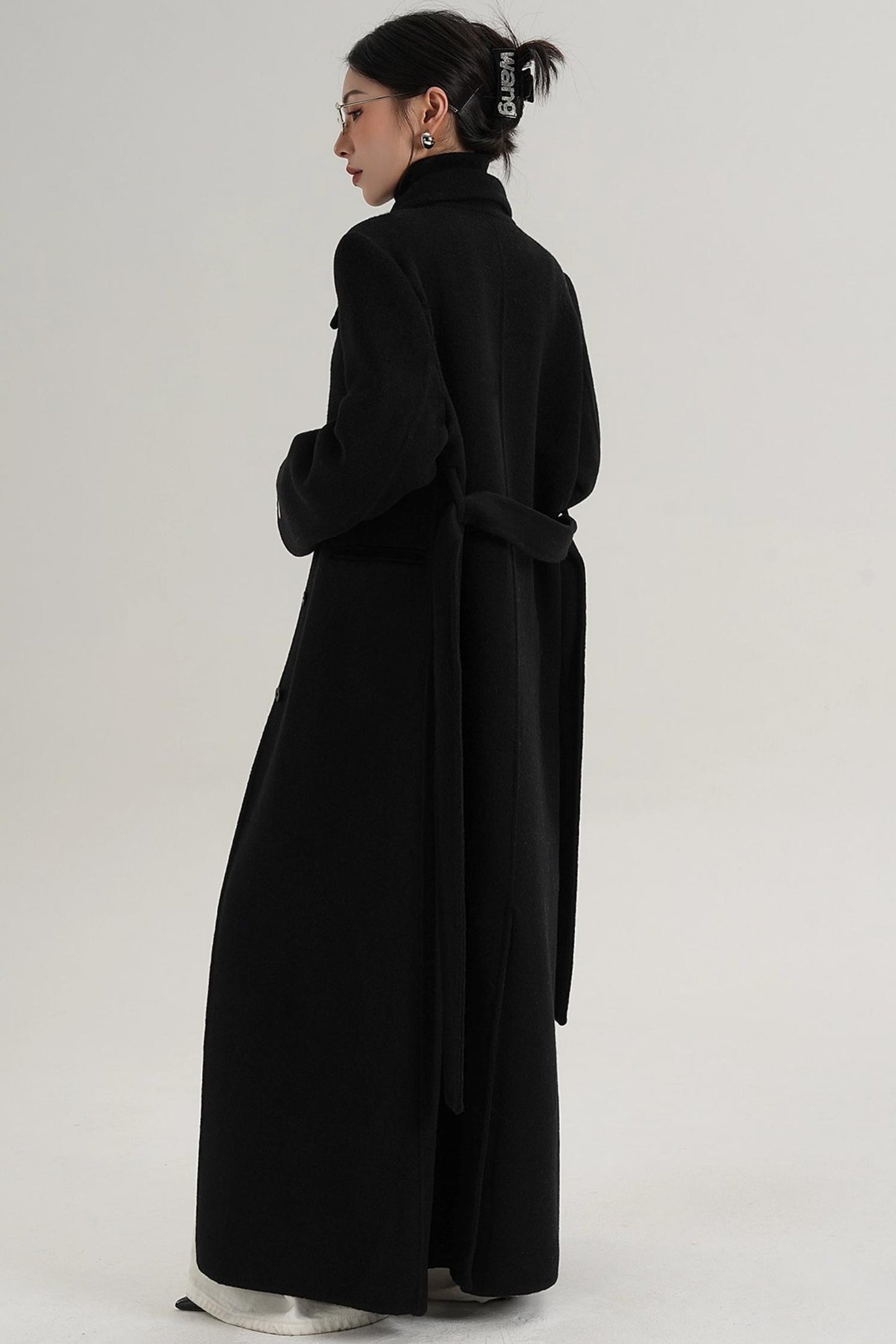 Elegant Extra-Long Wool Coat