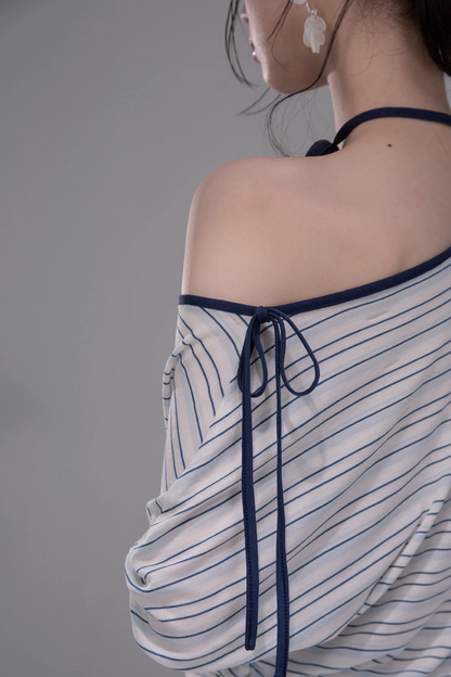 Starfish Off-Shoulder Tee