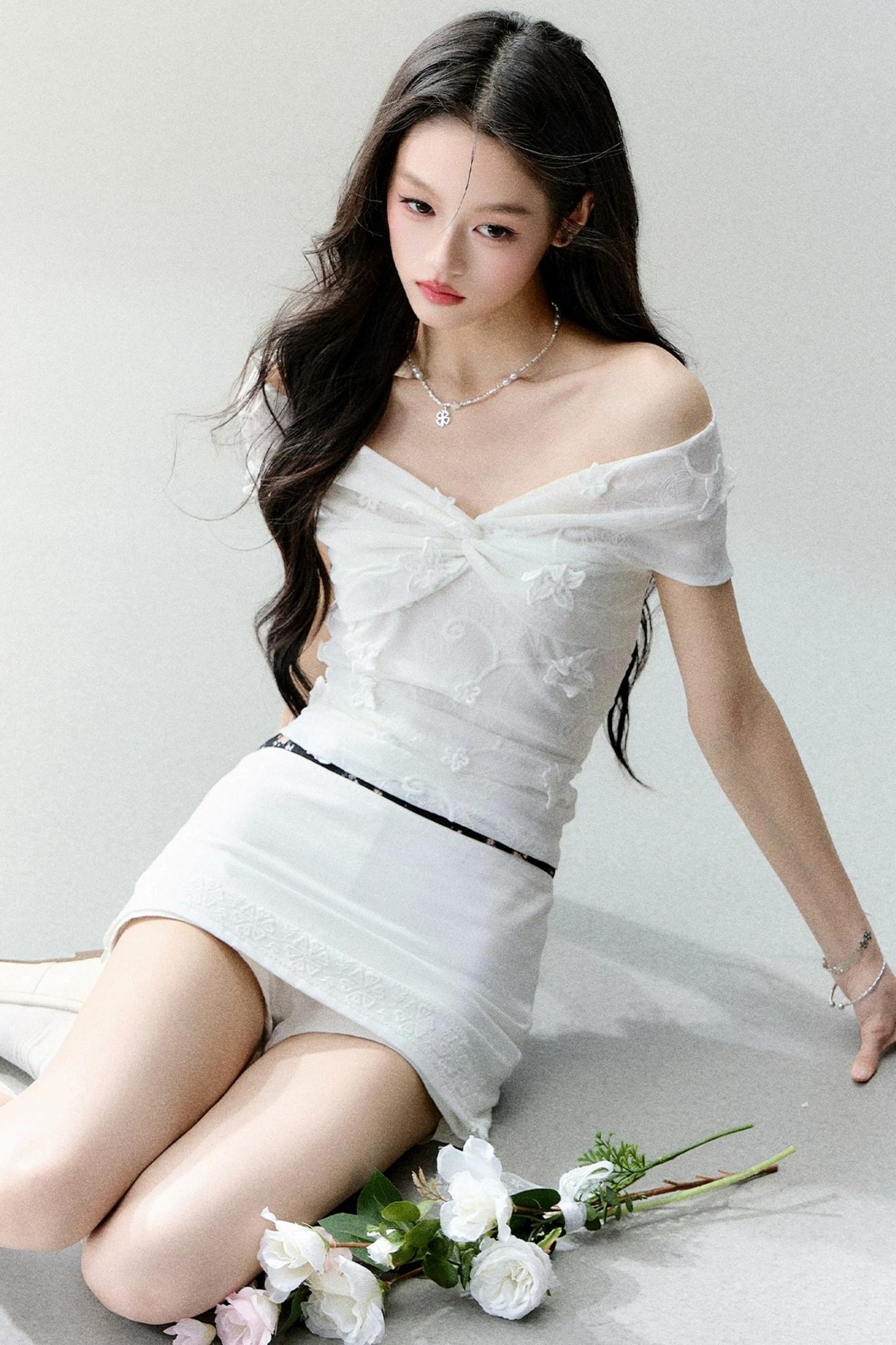 달빛 자카드 원숄더 상의 셋업
