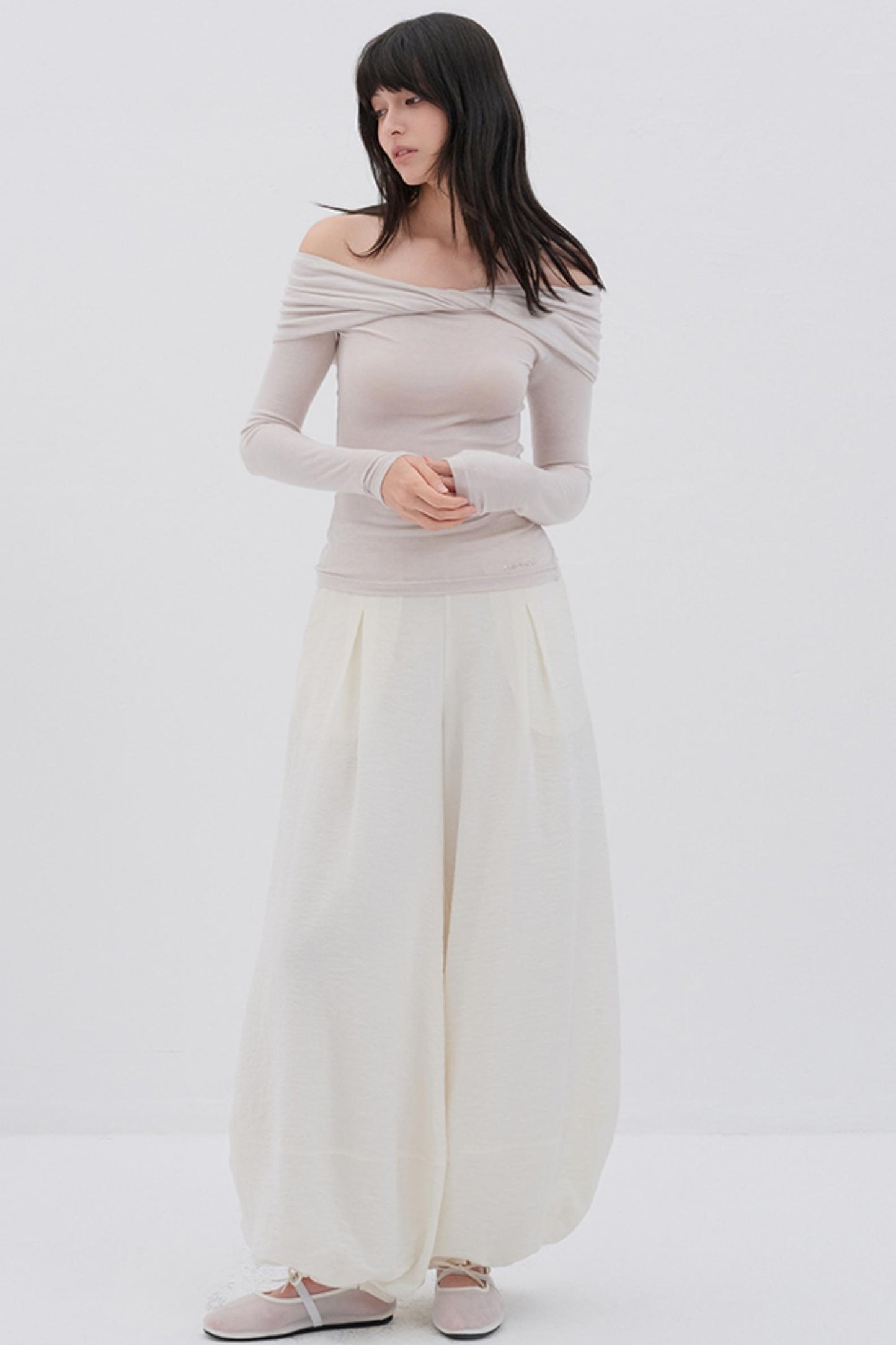 Glutinous Wool Blend One-Shoulder Top