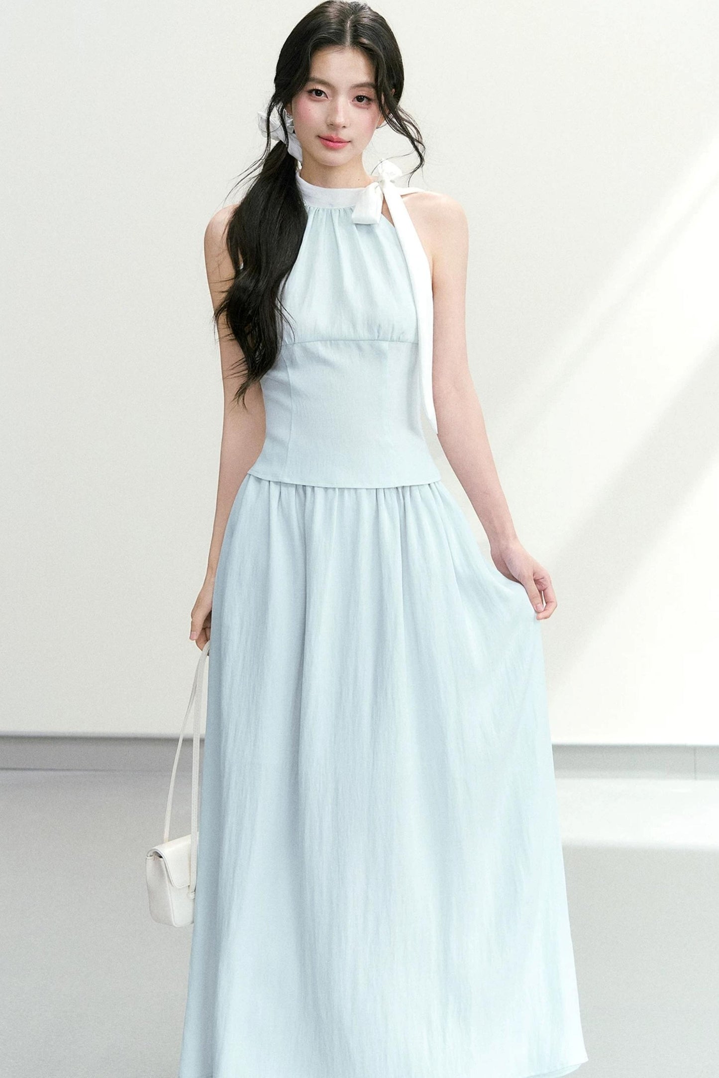 Conjunto de traje elegante con cuello halter