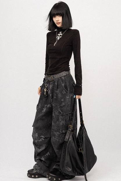 Autumn Vintage Spice Black Shoulder T-Shirt