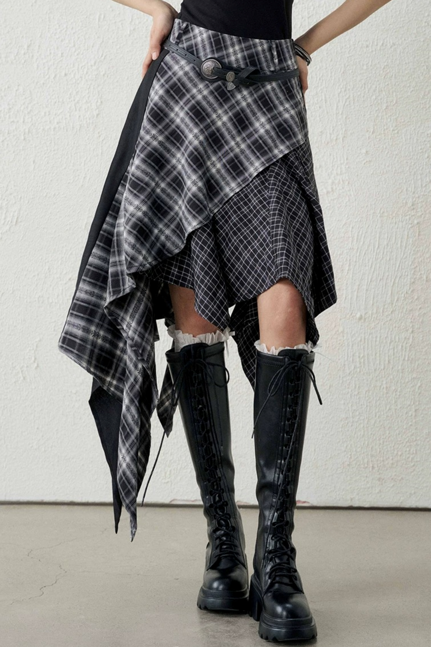 Irregular Hem Plaid Skirt Set