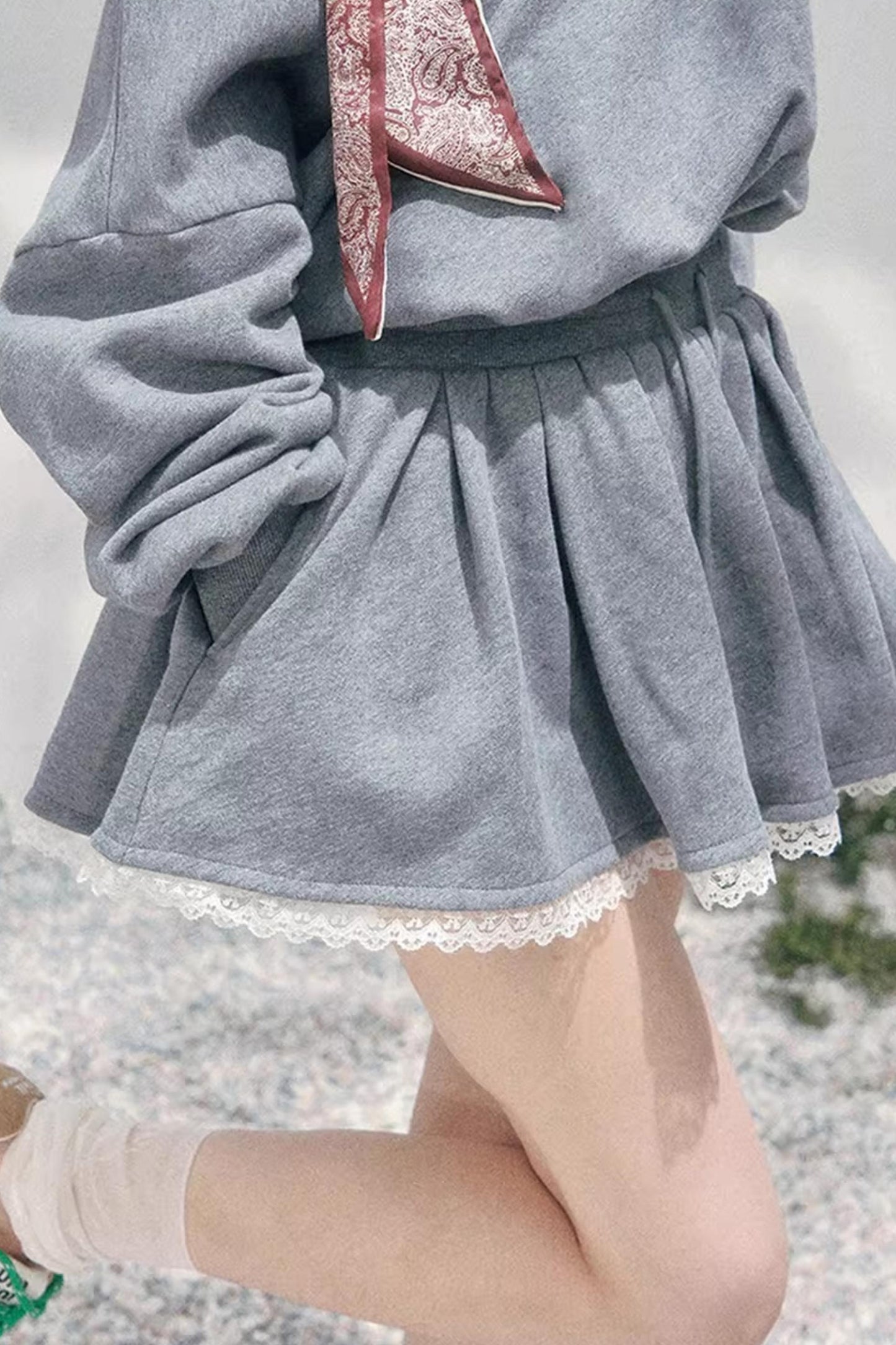 Spitzen-Ein-Schulter-Kleid