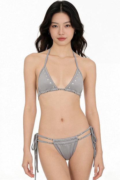 Bikini grigio con borchie e perline