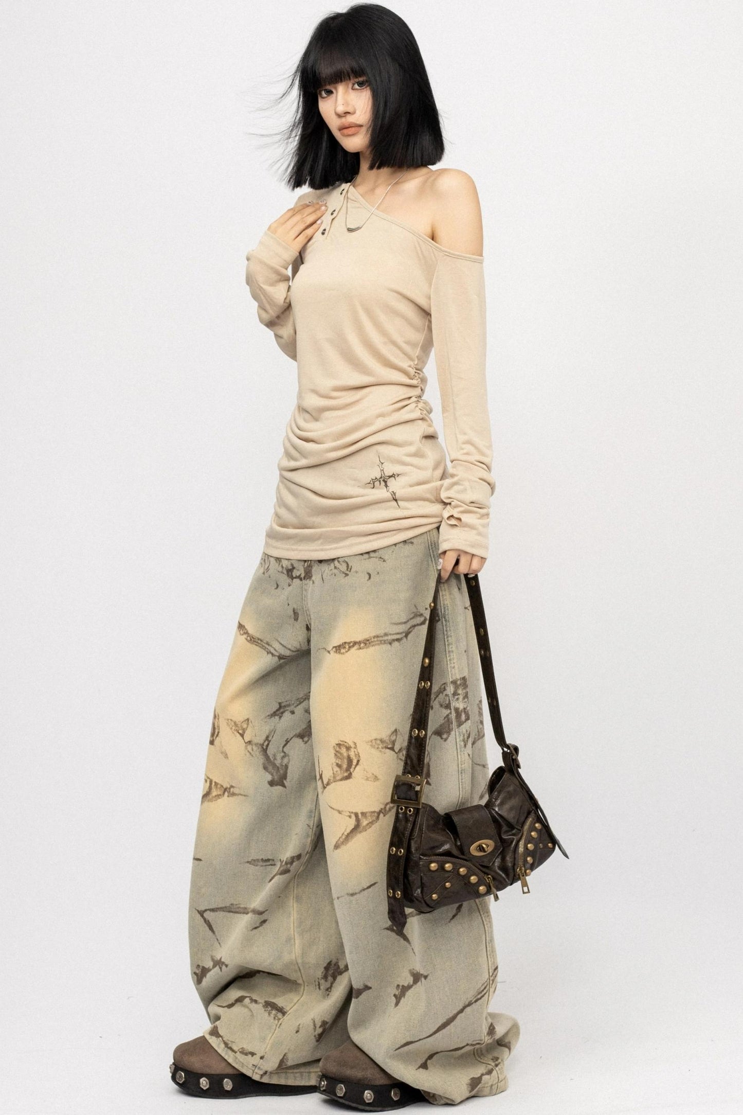 Lightweight Slanted Shoulder Base Top