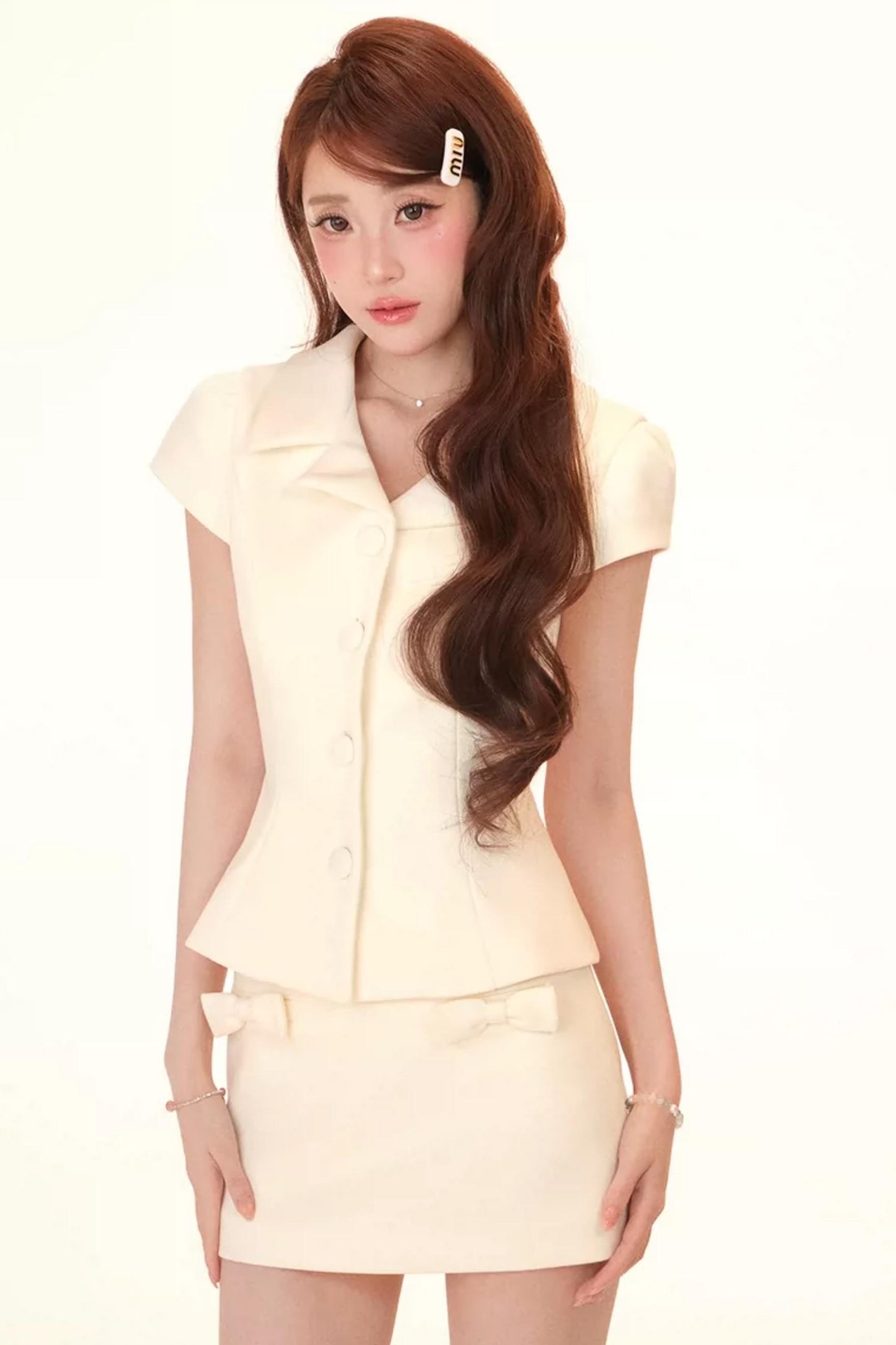 Chanel-Style Bow Collar Set-Up