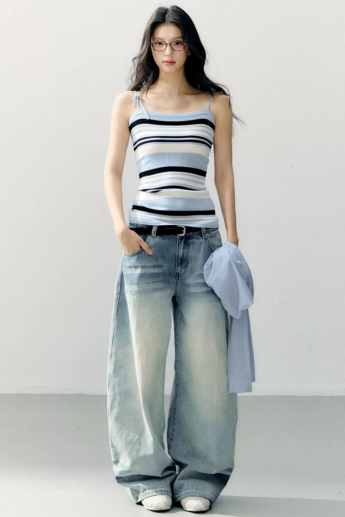 Conjunto de blusa de tirantes a rayas