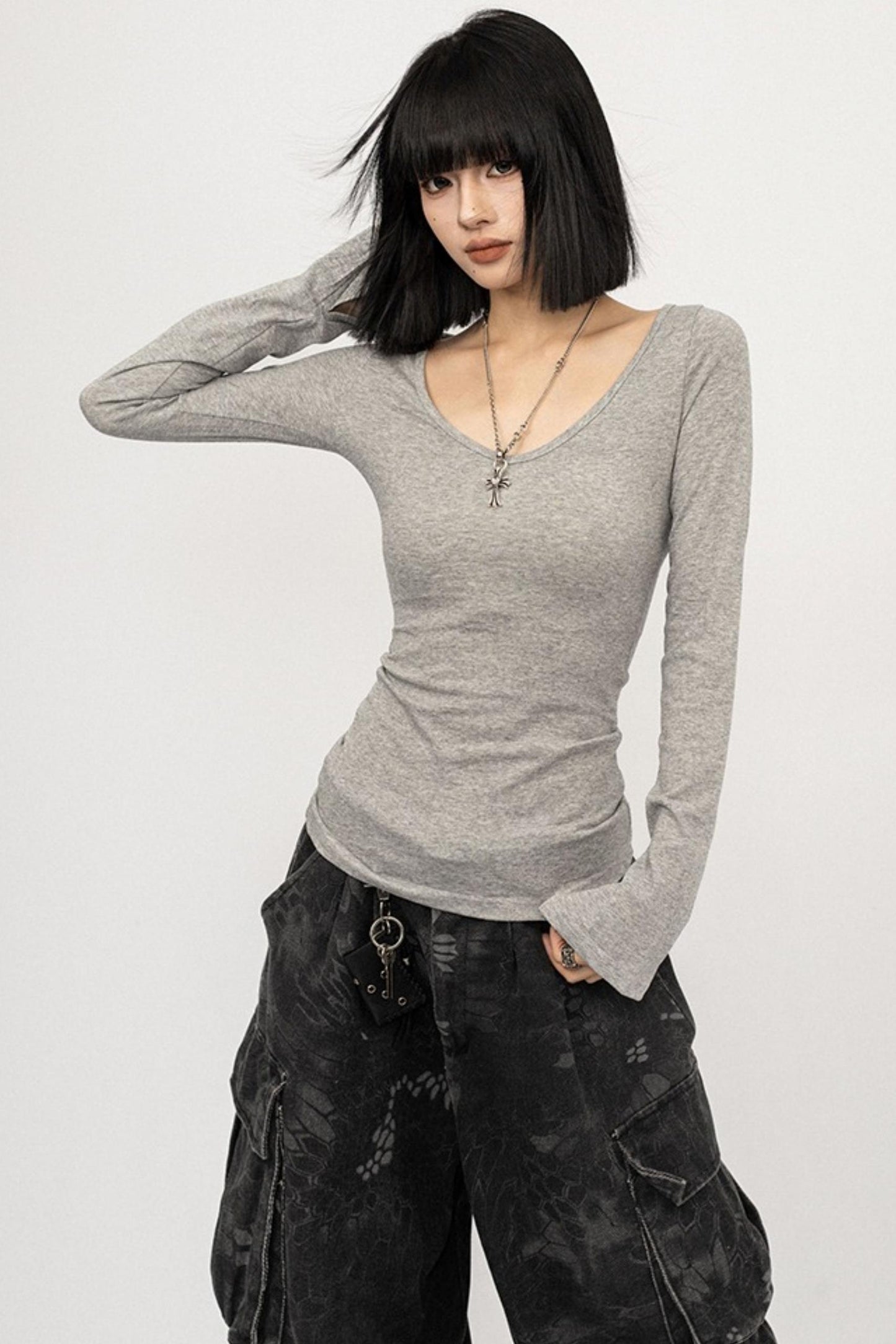 Autumn V-Neck Slim Black Top