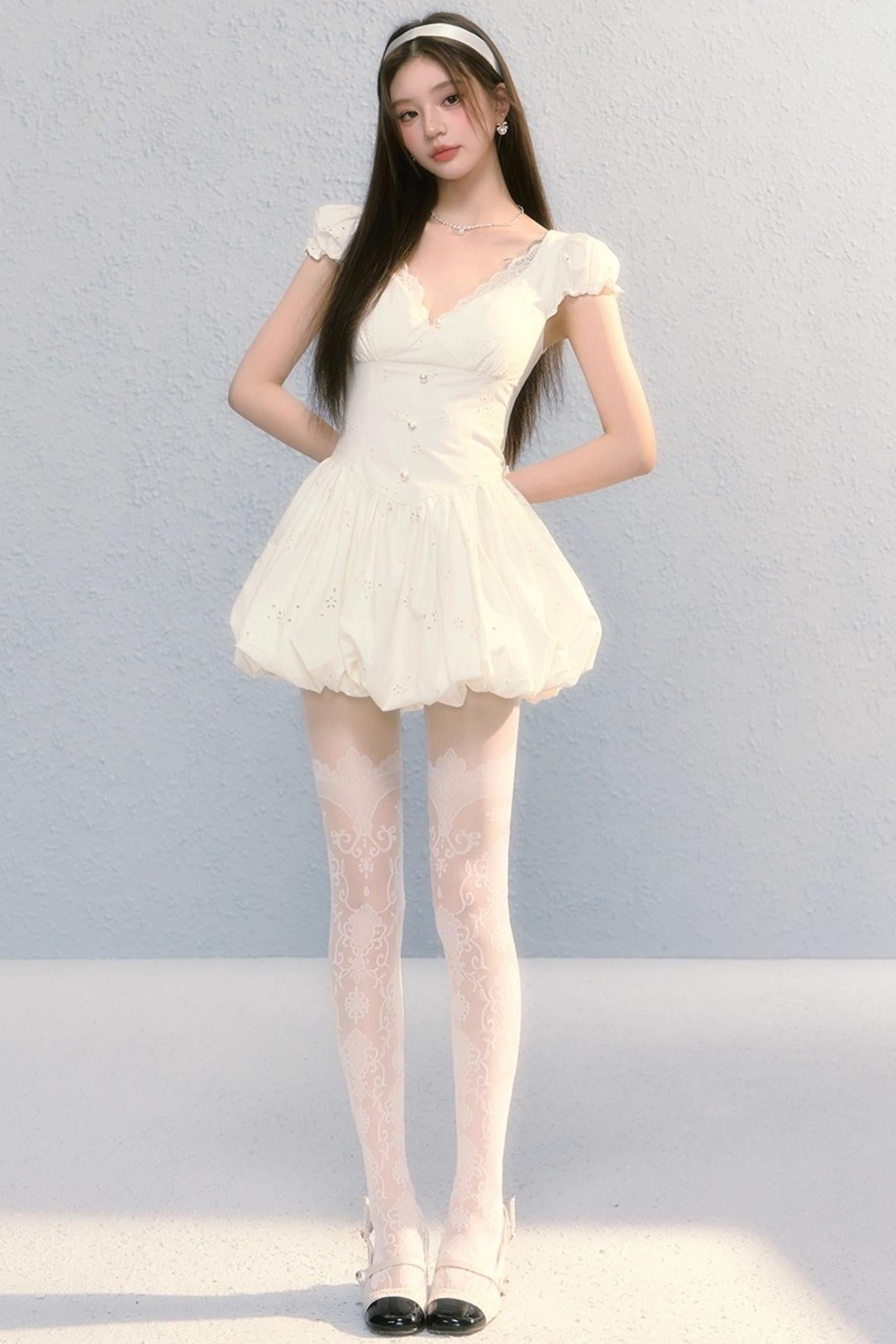 First Love Pure Waist Little White Summer Dress