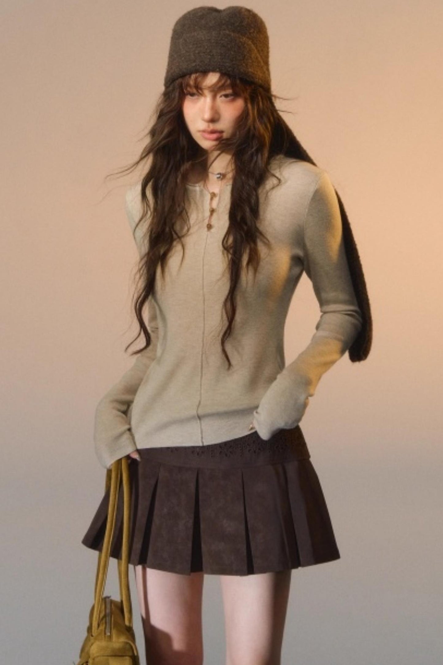 Line-Breasted Base T-Shirt