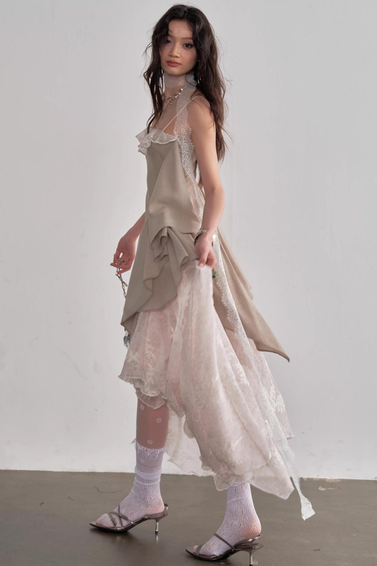 로맨틱 요정 자수 드레스