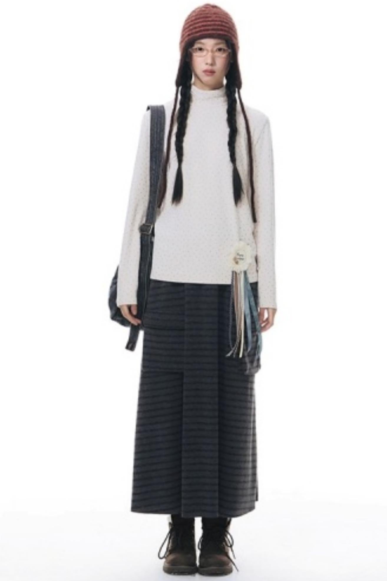 Star Brushed Turtleneck Long-Sleeved Top