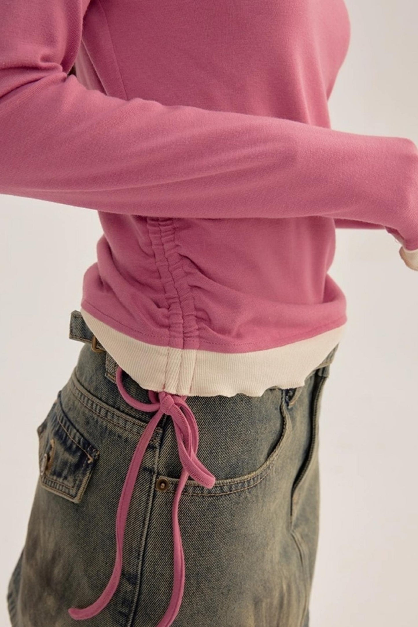 Contrasting Slim Long-Sleeved Top