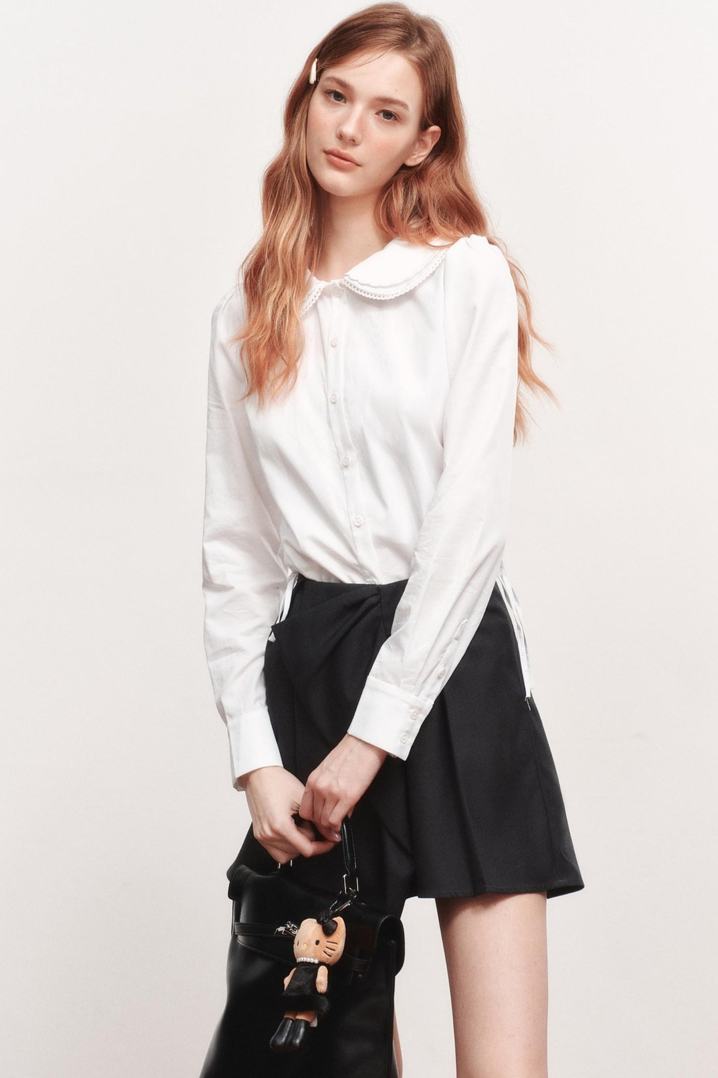 Minimal Design Long-Sleeved Top