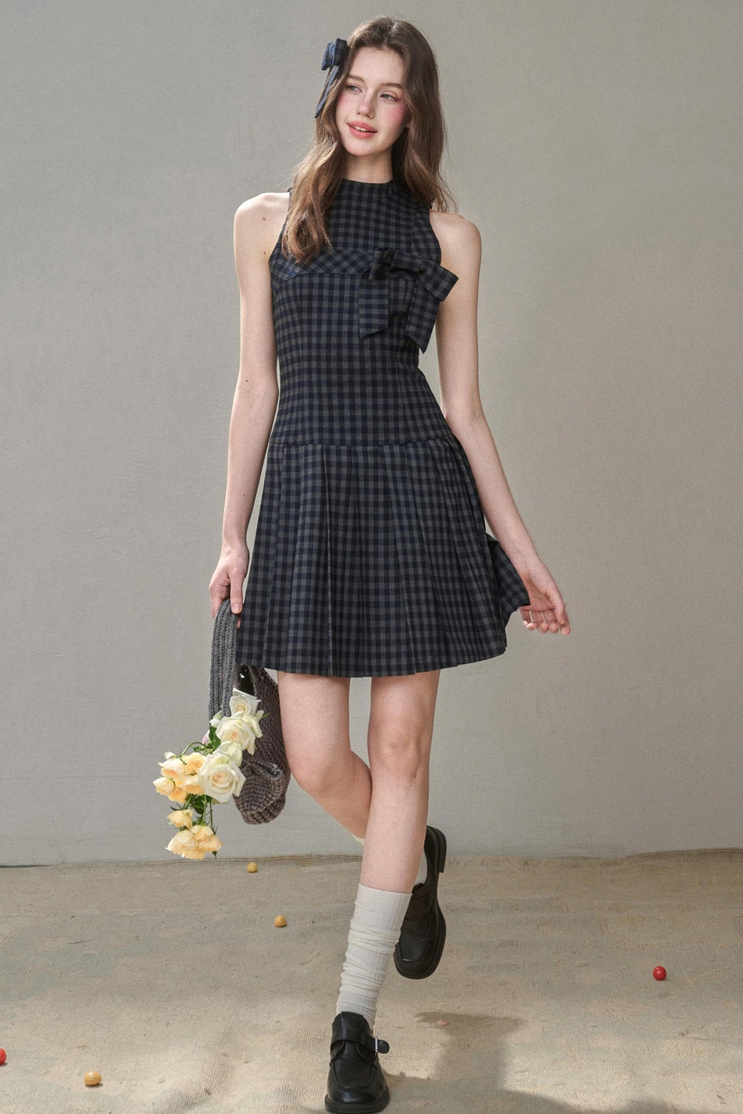 Elegant Bow Halterneck Check Pleated Dress